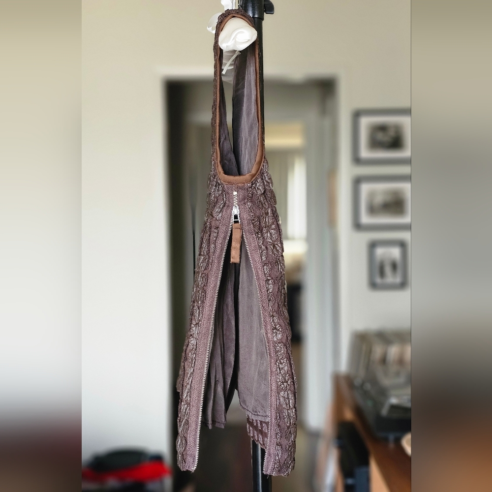 Max Studio Textured Brown Sleeveless Top - Picture 5 of 8